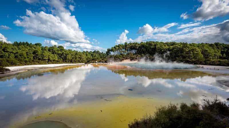 Billet Au départ d'Auckland : Excursion d'une journée à Wai-O-Tapu et au Polynesian Spa Rotorua