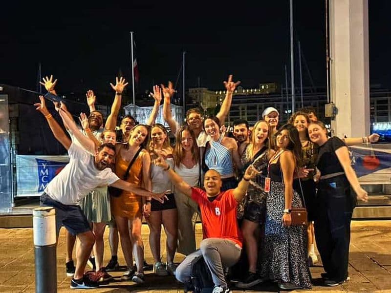 Billet La tournée des bars de Marseille : Explorez la ville de nuit Rencontrez, mélangez et faites la fête