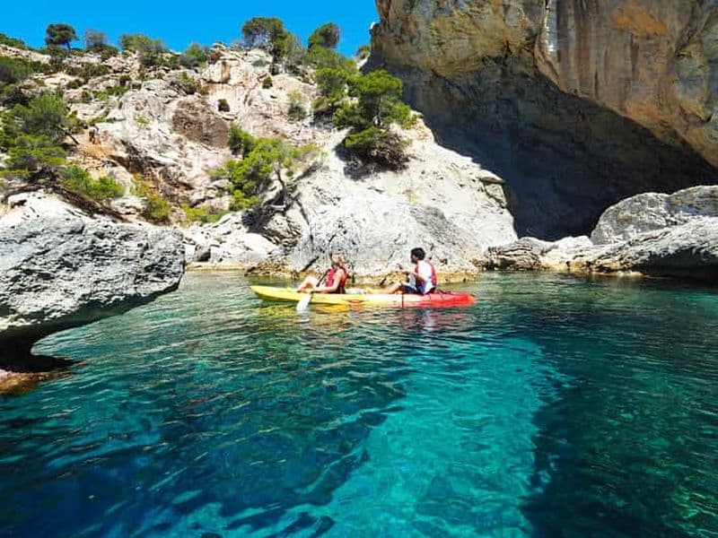 Billet Sant Elm : excursion guidée en kayak à Cala en Tío et grottes