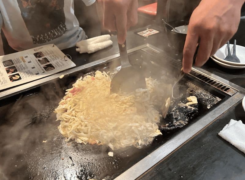 Billet Tokyo : visite culinaire guidée de la rue Monja à Tsukishima