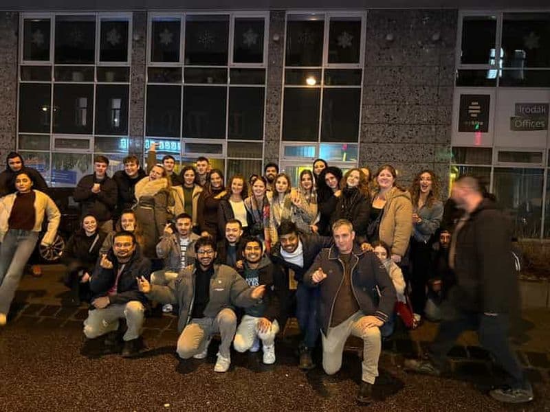 Billet Budapest : Visite guidée des bars en ruine (entrée VIP et 6 shots offerts)