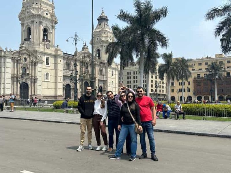 Billet Visite du centre historique avec le marché central, le musée des catacombes et le musée Larco
