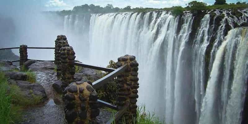 Billet Visite guidée des chutes Victoria, Zimbabwe et Zambie