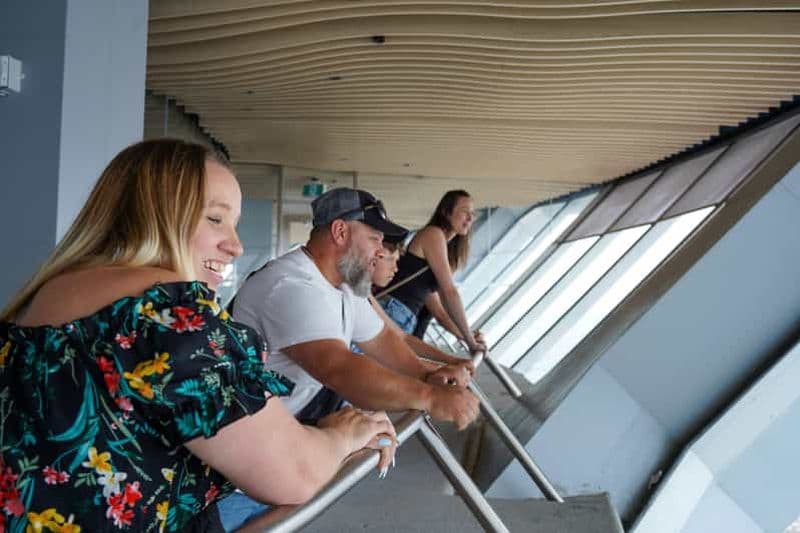 Billet Visite guidée à pied des sites incontournables de Toronto avec entrée à la tour