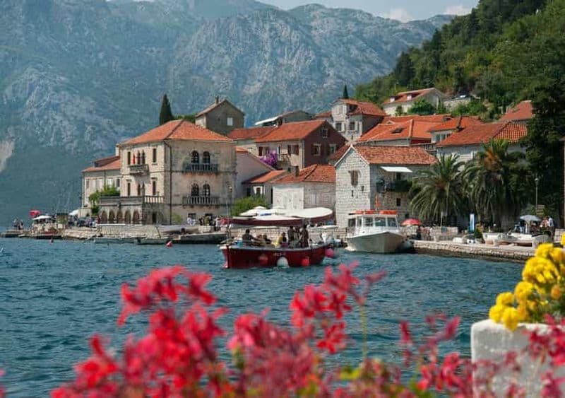 Billet Depuis Kotor : Perast & tour en bateau de la Dame du Rocher - 2h