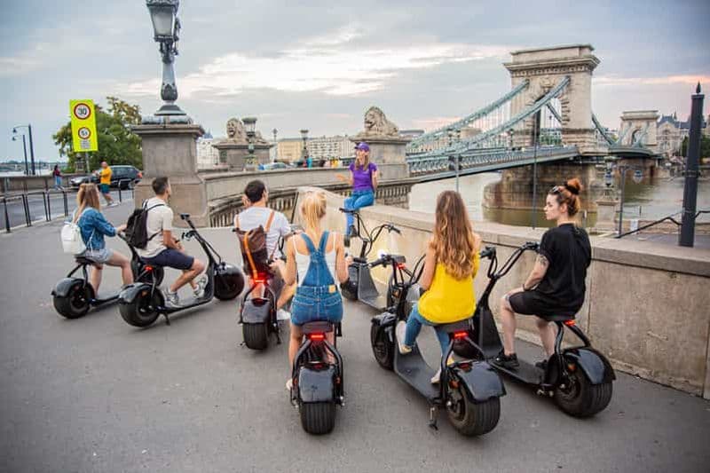 Billet Budapest : visite des principaux sites en trottinette électrique avec le bastion des pêcheurs