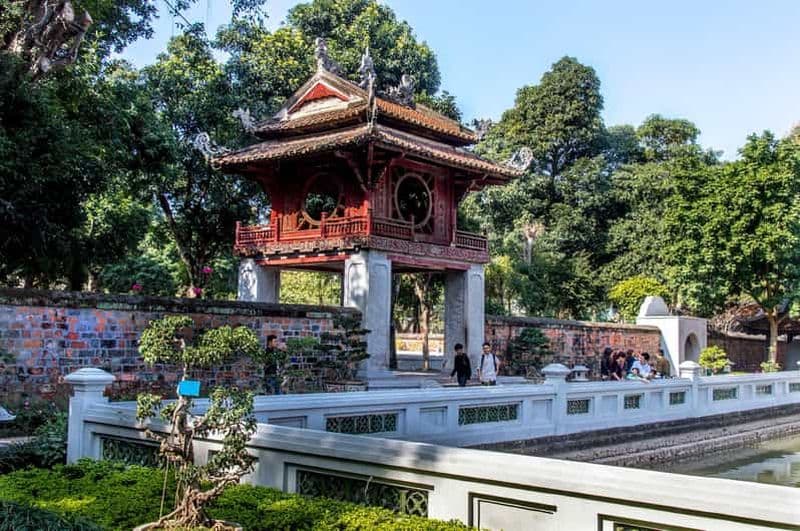 Billet HANOI : MAUSOLÉE DU PRÉSIDENT HO - LITTÉRATURE - FUN TRAINSTREET