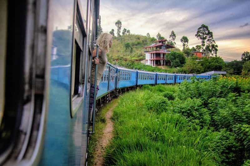 Billet Sri Lanka : Circuit de 3 jours dans le Triangle culturel, la région des collines et le train