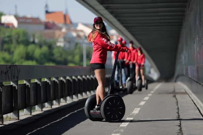 Billet Bratislava : Visite en Segway de la rivière, du château ou de la ville entière