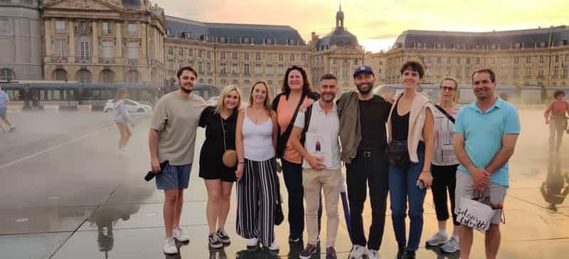 Billet En exclusivité ! Bordeaux : visite à pied des hauts lieux de la nuit