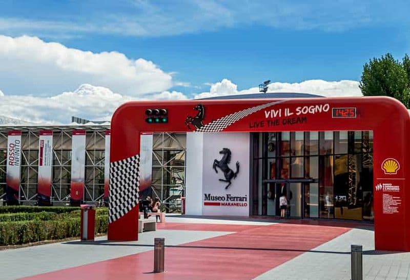 Billet Maranello : billet d'entrée au musée Ferrari et simulateur