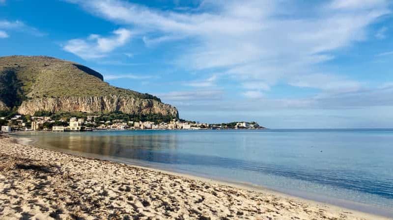Billet Expérience à Palerme : Monreale, Catacombe e Mondello con Cibo
