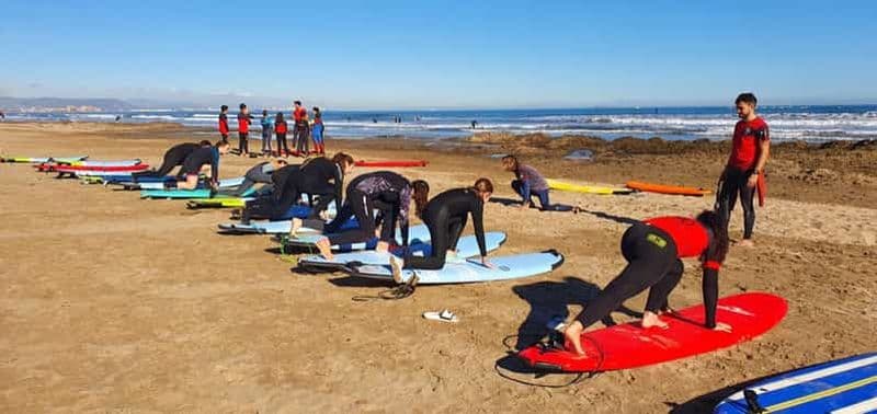 Billet Valence : cours de surf pour débutants à la plage de Malvarrosa