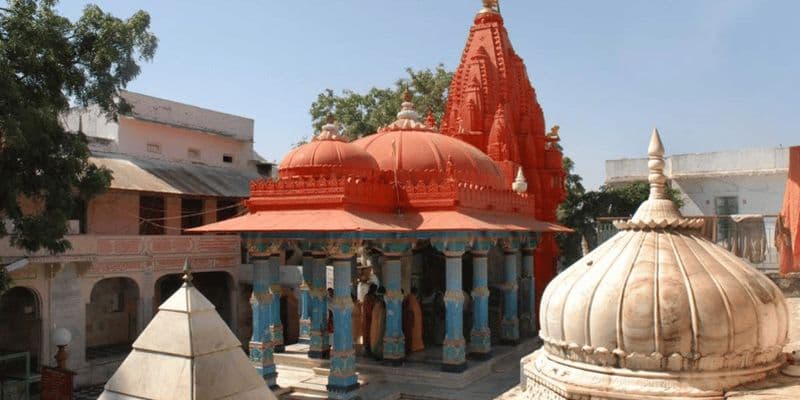 Billet Depuis Jaipur : Visite privée d'Ajmer et de Pushkar en taxi