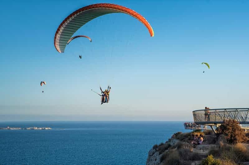 Billet Aventure en parapente à Santa Pola ou Agost depuis Alicante en van privé