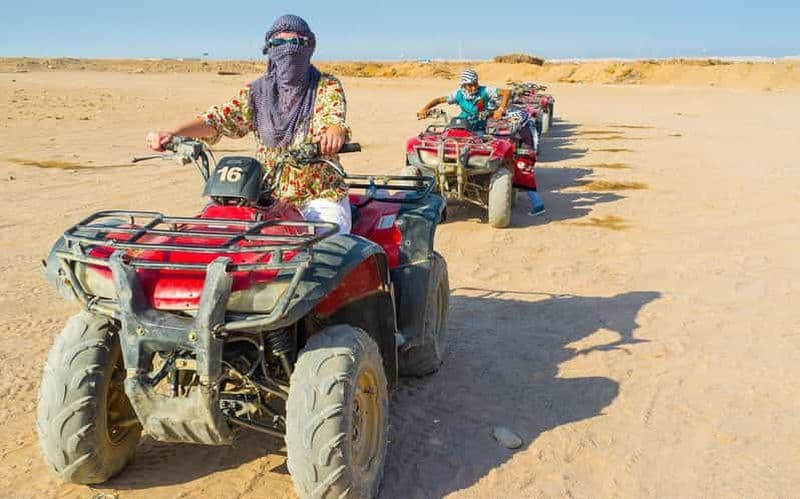 Billet Sharm El Sheikh : Dahab, Canyon, Camel, et Snorkel Jeep Tour