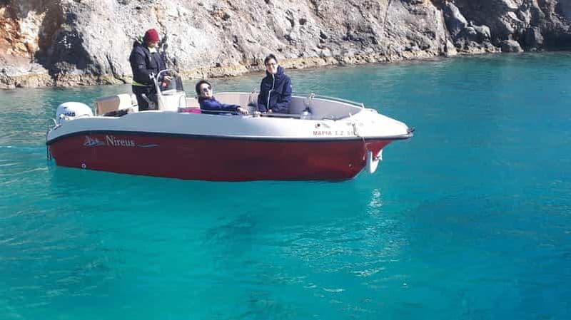 Billet Porto Vromi : visite en bateau privé de la plage de Navagio et des grottes bleues