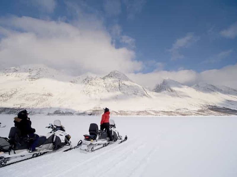 Billet Tromsø : Safari motoneige dans les Alpes de Lyngen