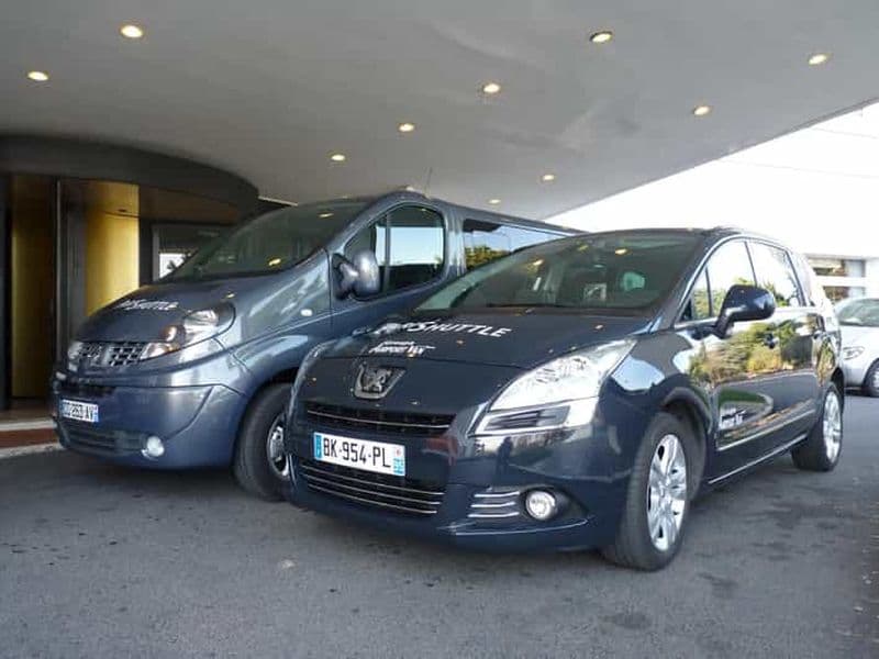 Billet Transfert privé VIP des aéroports de Paris vers/depuis Disneyland Paris