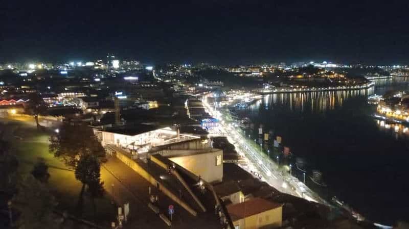 Billet Transfert Porto / Lisbonne avec Nazaré et Óbidos