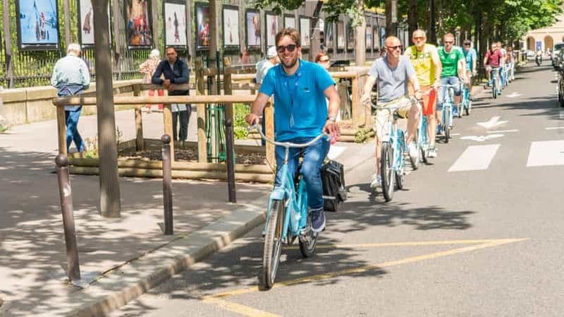 Billet Visite de Paris en vélo en 4 heures : hors des sentiers battus