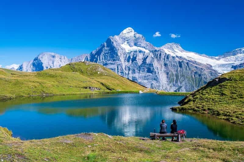 Billet Bâle : Grindelwald First & Bachalpsee Randonnée privée