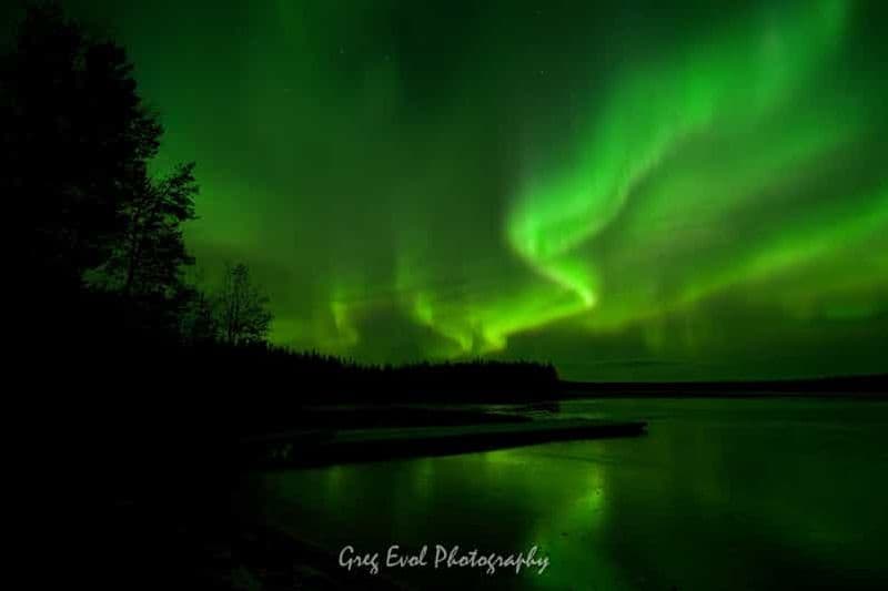 Billet Rovaniemi : Chasse aux aurores boréales dans un vieux chalet lapon