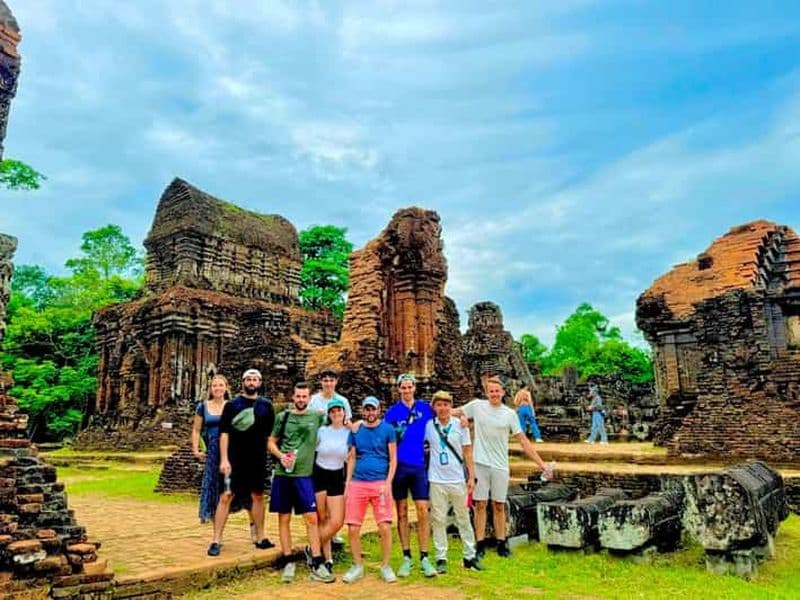 Billet Depuis Hoi An : visite l'après-midi du sanctuaire My Son et excursion en bateau