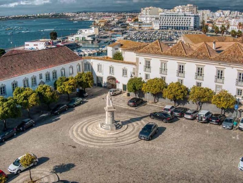 Billet Faro : visite privée de 2 heures dans la vieille ville et la ville nouvelle avec visite du marché