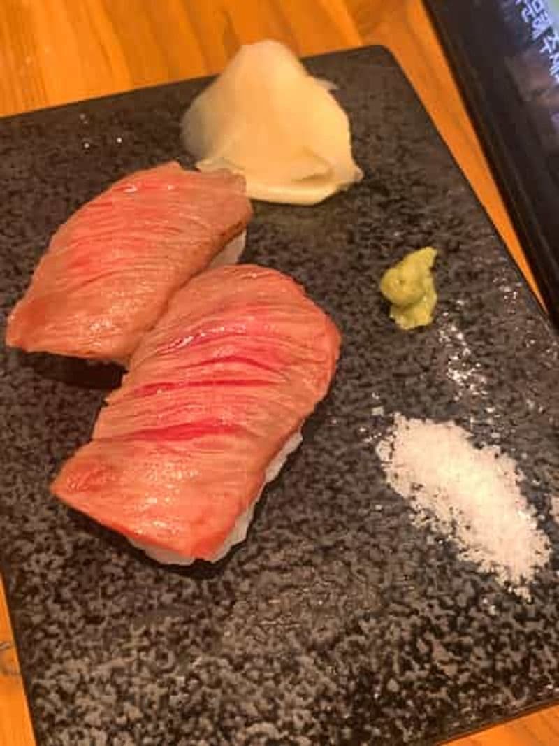 Billet Kobe : visite d'une brasserie de saké avec dégustation et bouchées de bœuf de Kobe