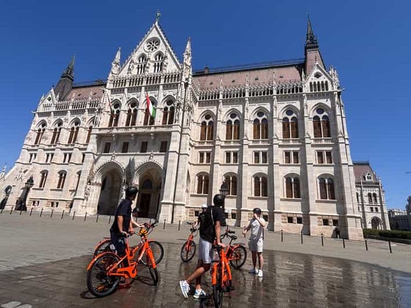 Billet Budapest : visite historique à vélo de 2,5 heures avec un guide de la région