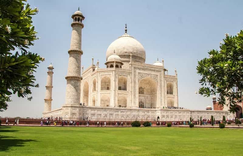 Billet Visite citadine privée de 2 jours du Taj Mahal et d'Agra au départ de Mumbai par avion