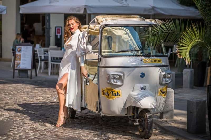 Billet Bucarest : visite romantique en tuk-tuk avec mini-bar