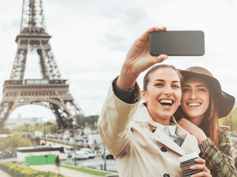 Billet Paris : Visite guidée de la Tour Eiffel, croisière sur la Seine et visite de la ville