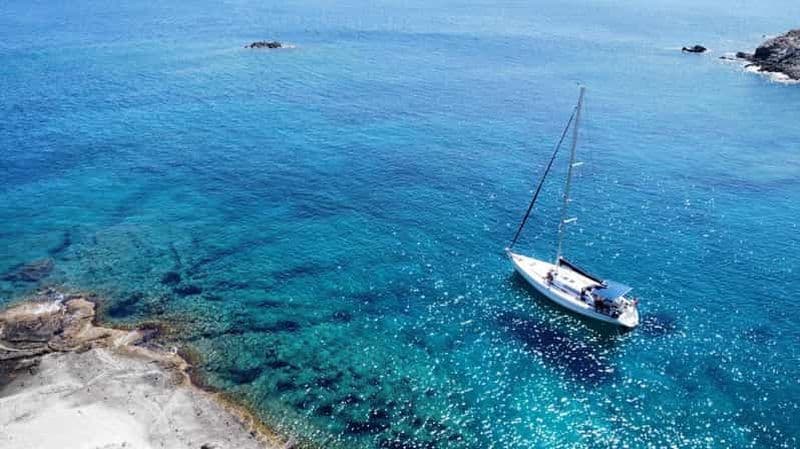 Billet Depuis Paros : croisière privée avec déjeuner et snorkeling