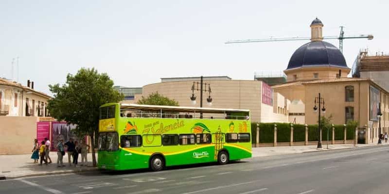 Billet Valence : visite des temps forts de la ville en bus vert à arrêts multiples