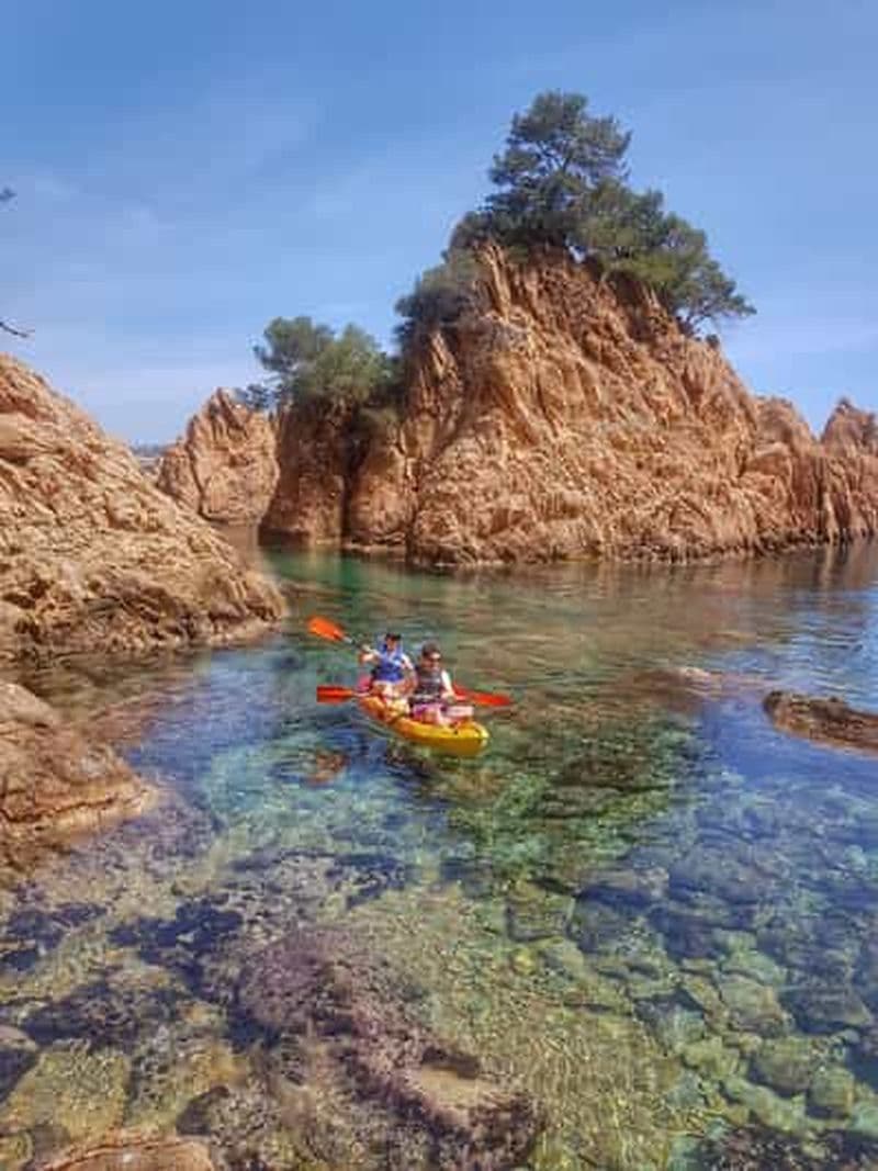 Billet Barcelone : excursion sur la Costa Brava avec kayak et plongée avec tuba dans le lagon