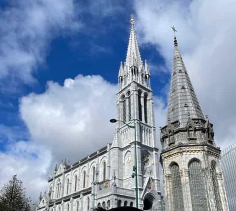 Billet Débloquez la tranquillité : Planifiez votre visite à Lourdes (France)