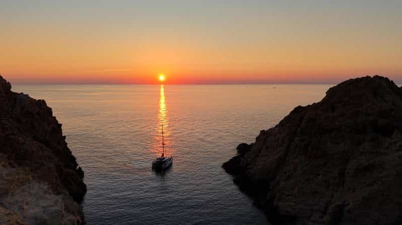 Billet L'ile-rousse Corse Excursion catamaran: Agriates apéritif coucher de soleil