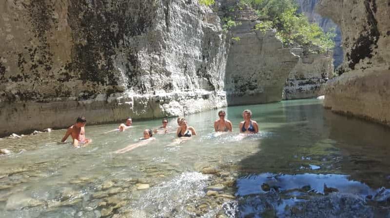 Billet Berat : excursion au canyon d'Osum et à la cascade de Bogove
