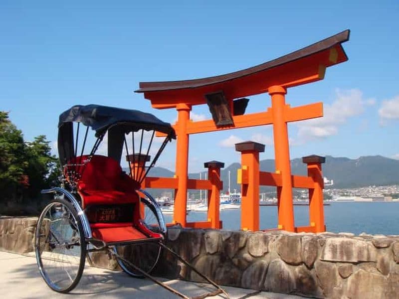 Billet Miyajima : visite privée en cyclo-pousse du sanctuaire d'Itsukushima