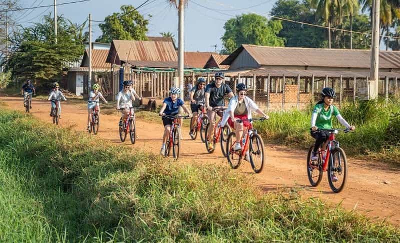 Billet Visite de la campagne de Siem Reap à vélo (vélo électrique disponible)