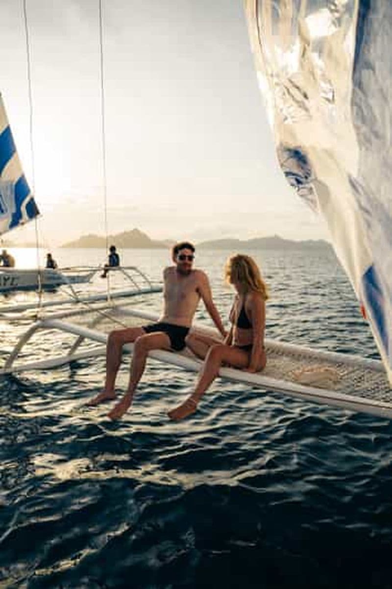 Billet Îles El Nido : Voile partagée au coucher du soleil à Paraw