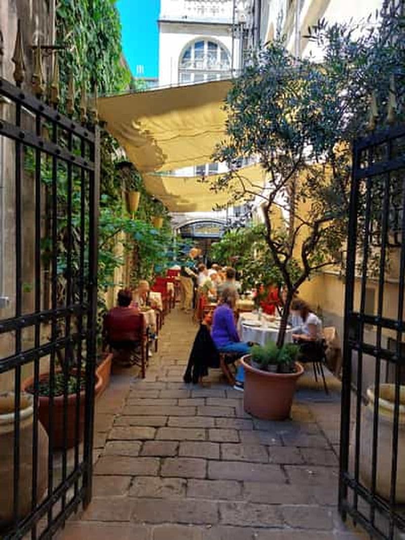 Billet Visite pied à Gênes avec dégustations et histoires