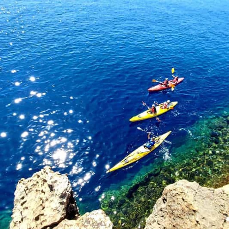 Billet Gozo : Aventure guidée en kayak à Comino et au Lagon Bleu