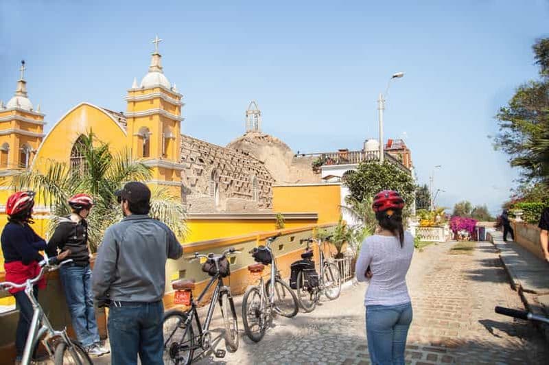 Billet Visite à vélo de Lima : bohème, océan et ambiance locale
