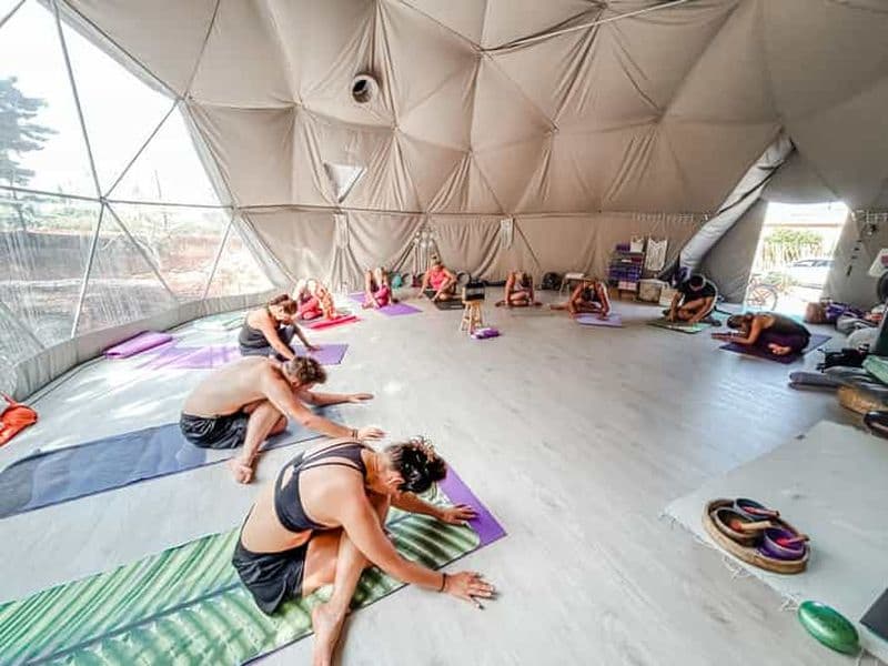 Billet Guia : Albufeira Dome Vinyasa Yoga Classes with Lulushanti
