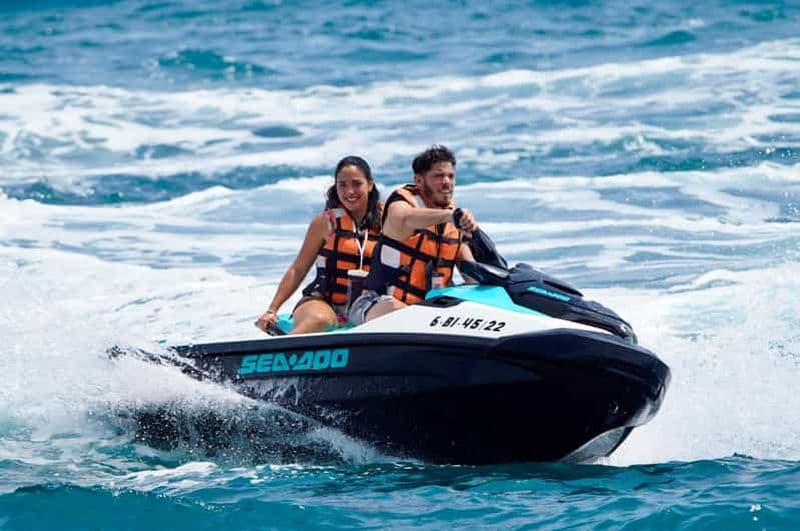 Billet Barcelone : Balade en Jet Ski pour 1 ou 2 personnes, avec moniteur inclus