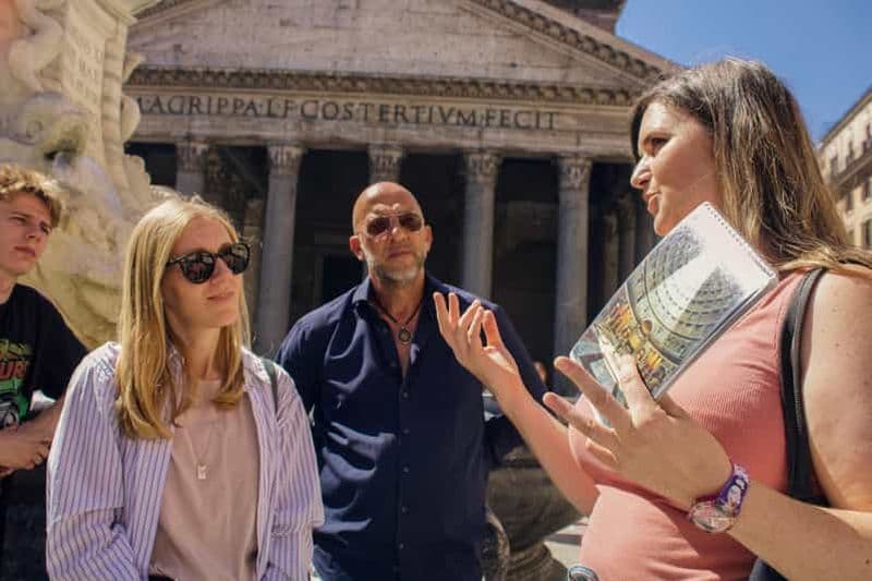 Billet Rome : visite guidée à pied en petit groupe, de jour ou de nuit