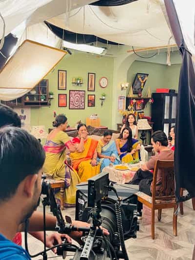 Billet Mumbai : Visite des studios de Bollywood + spectacle de danse + tournage en direct